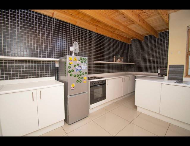 4 BEDROOM HOUSE RENTED IN BO KAAP
